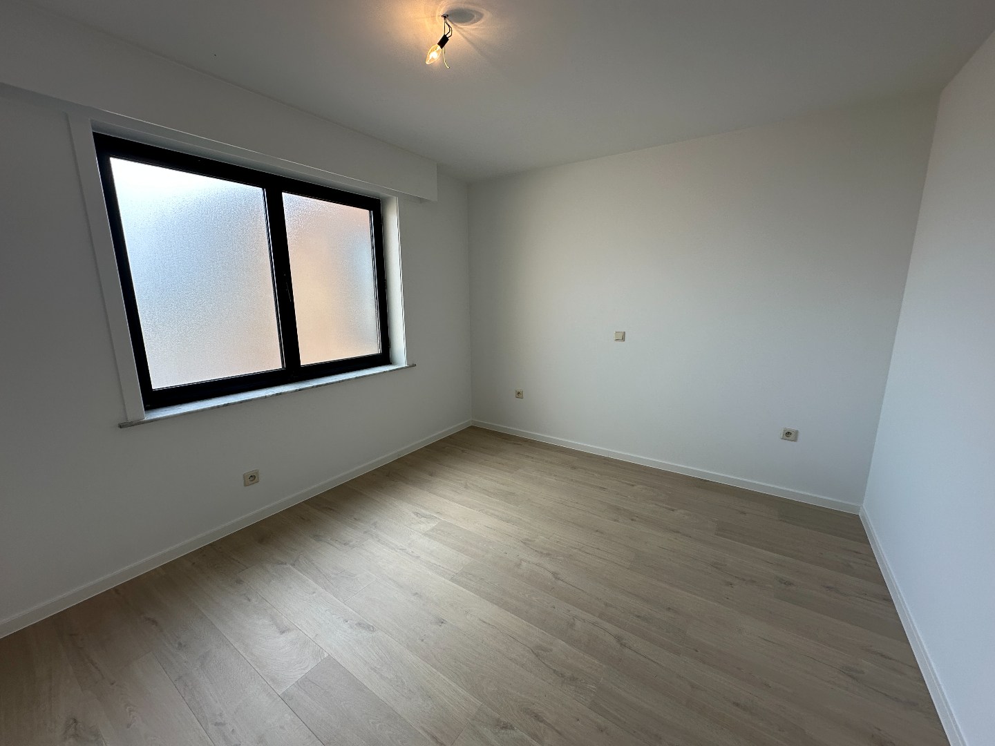 Insapklaar appartement met 1 slpk en terras, Torhout 