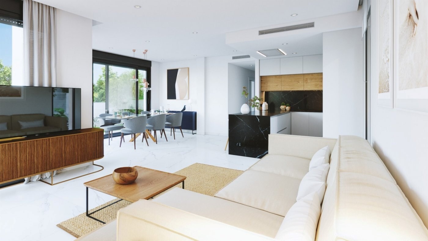 Luxe villa met uitzicht in de verte op de bergen en de Middelandse Zee 