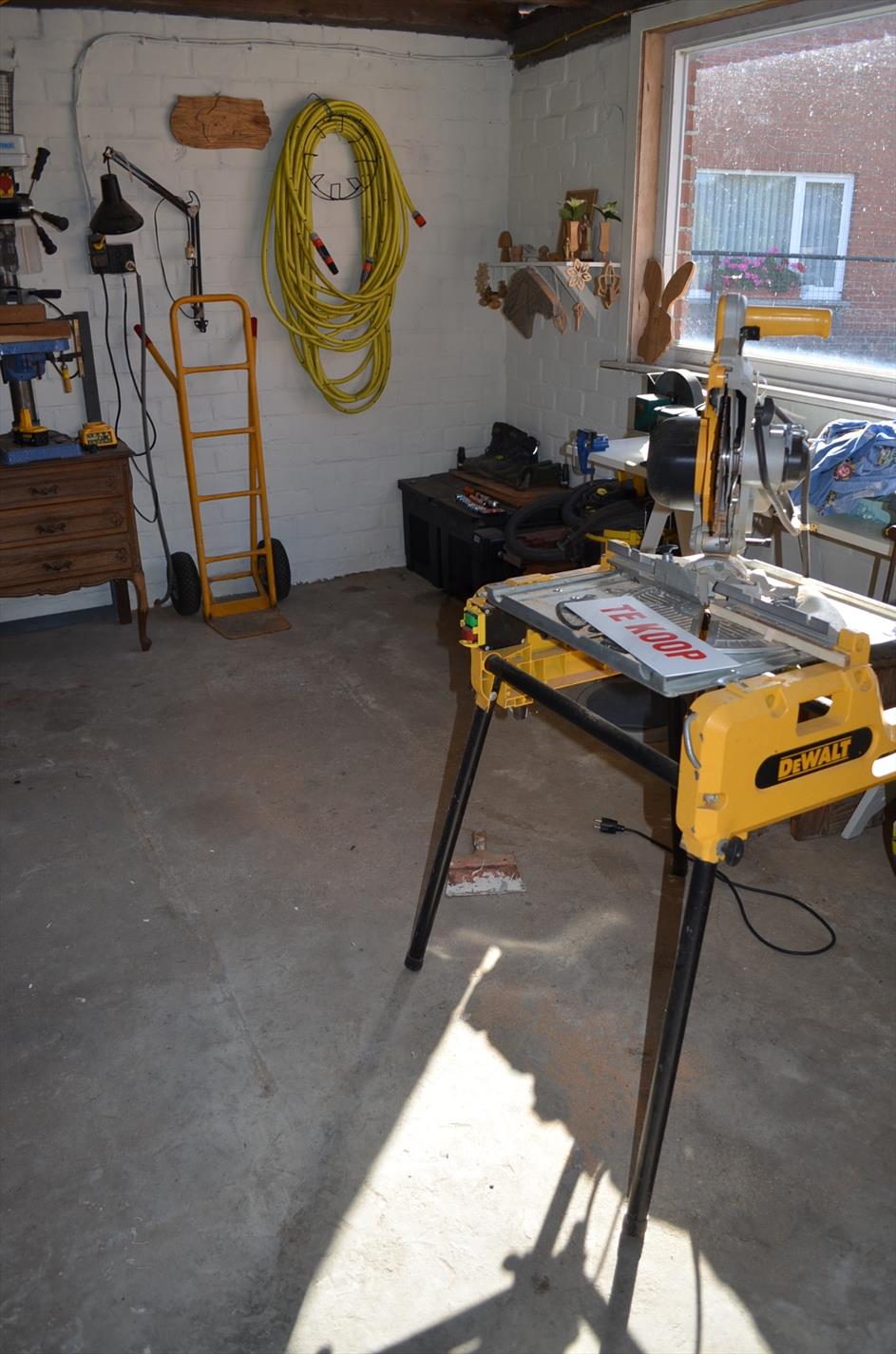 Gerenoveerde bungalow met 3 slpks en garage te Adegem 