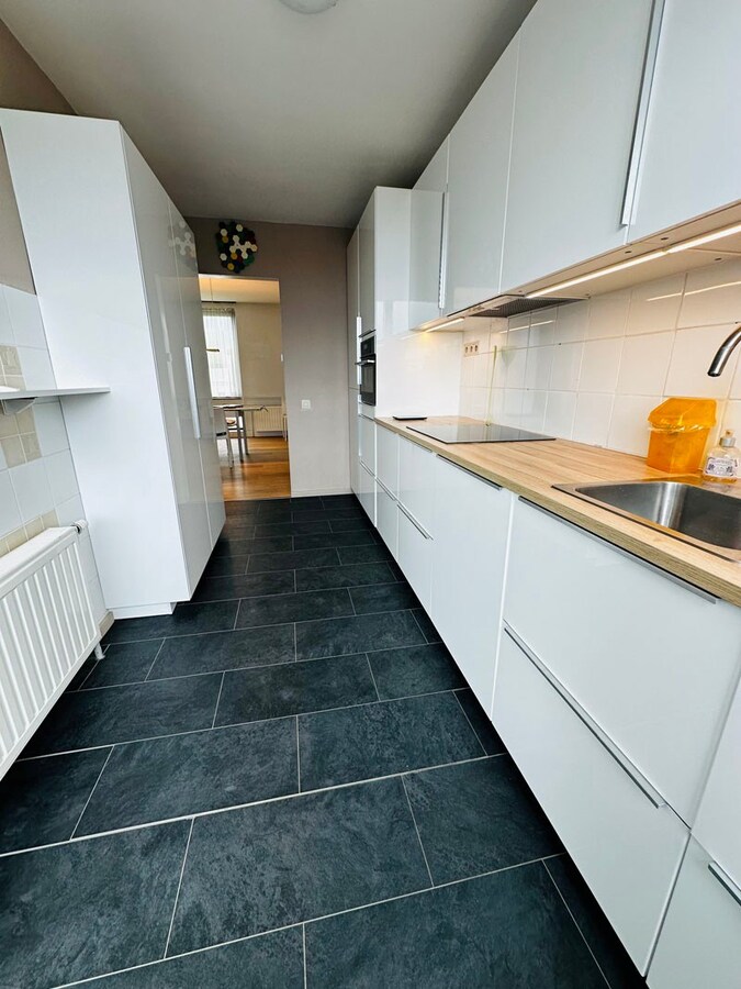 Authentiek 3 SLAAPKAMERappartement net buiten de Kleine Ring van Hasselt 