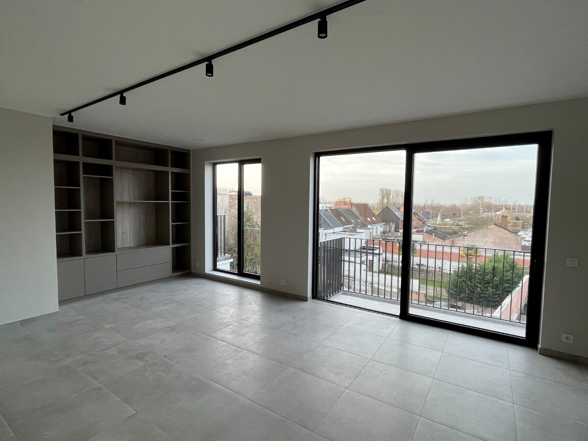 Nieuw, luxueus afgewerkt BEN-penthouse 