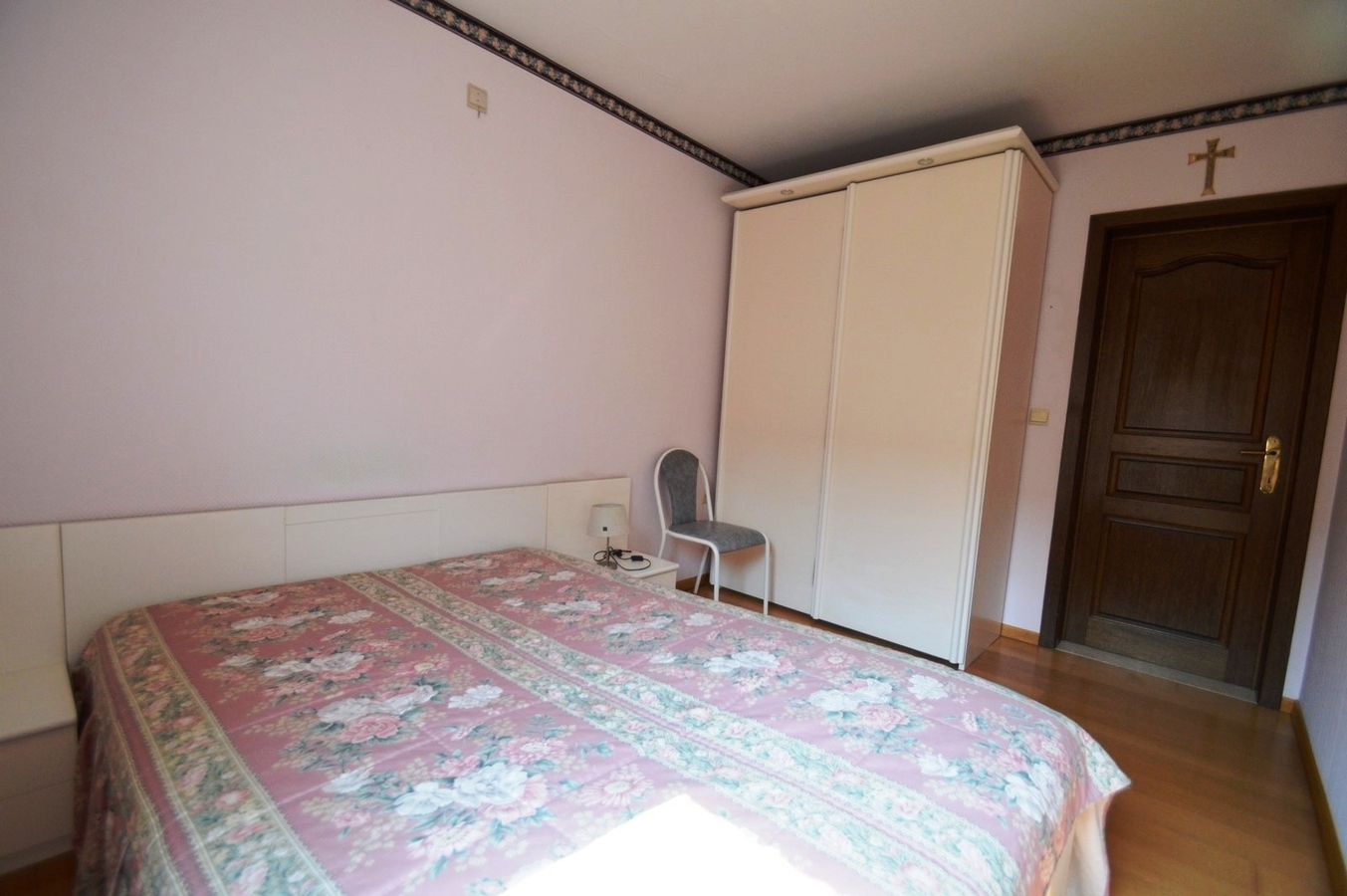 Lichtrijk hoekappartement vlakbij het centrum - Heist 