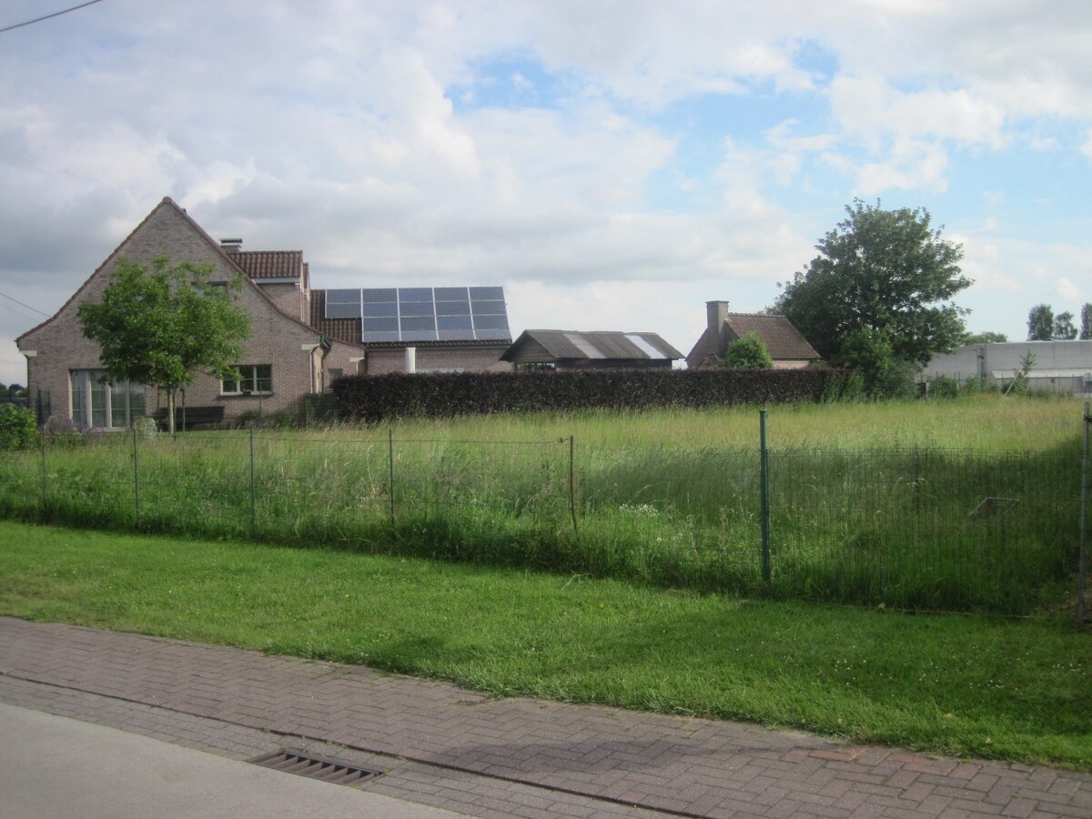 Bouwgrond (Half Open) in Asper 