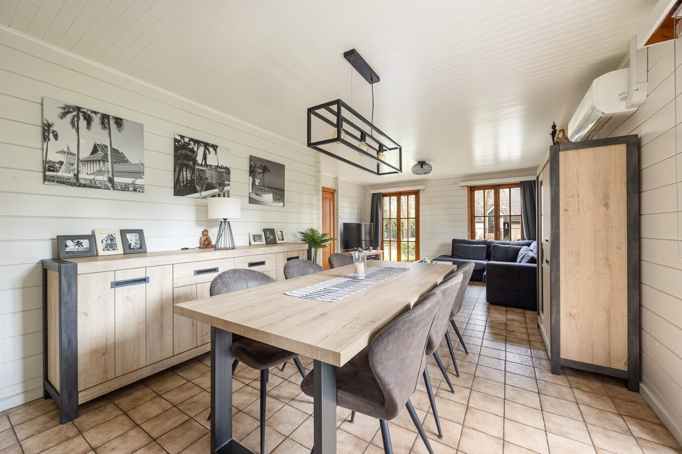 Instapklare gelijkvloers woning in het groen op een West-perceel van  626 m² 