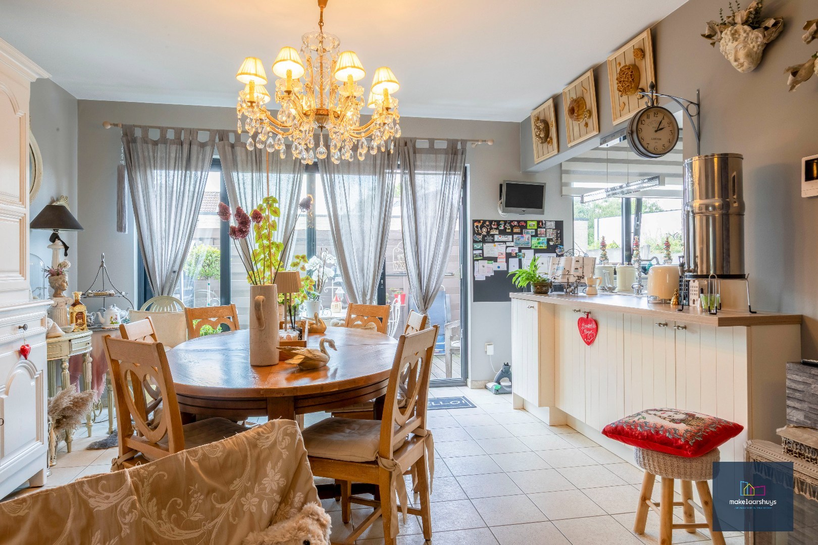 Instapklaar 2-slpk app. met alle comfort + staanplaats 