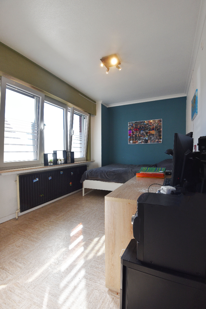 Energiezuinige woning op 6.229 m² met 4 slpks én ideaal voor paardenliefhebbers te Adegem 