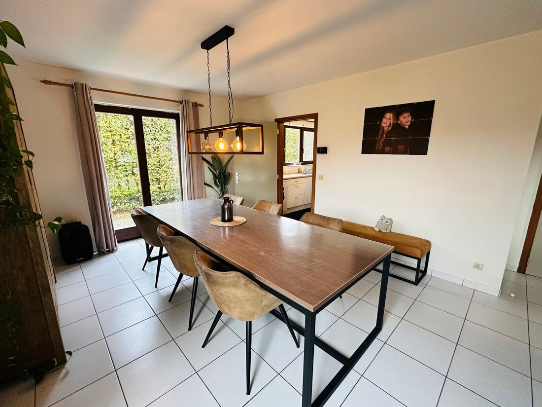 Mooie eigentijdse vrijstaande woning te Hechtel 