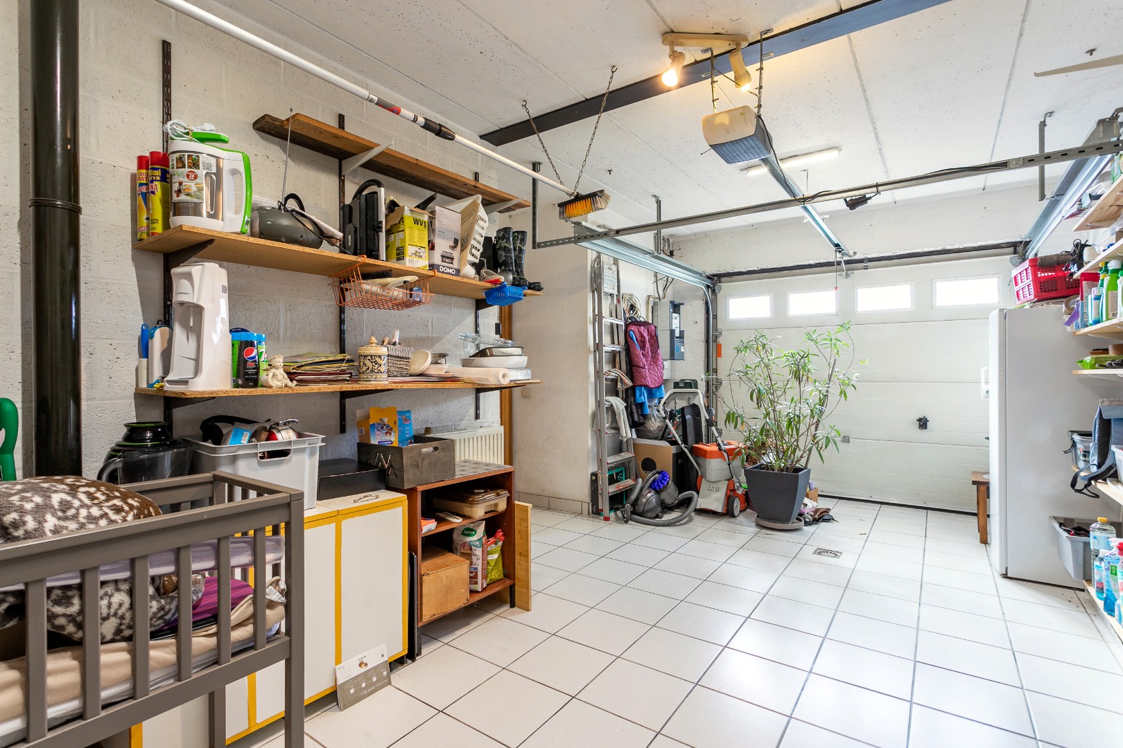 Instapklare gezinswoning met 3 slpk. en ruime tuin 