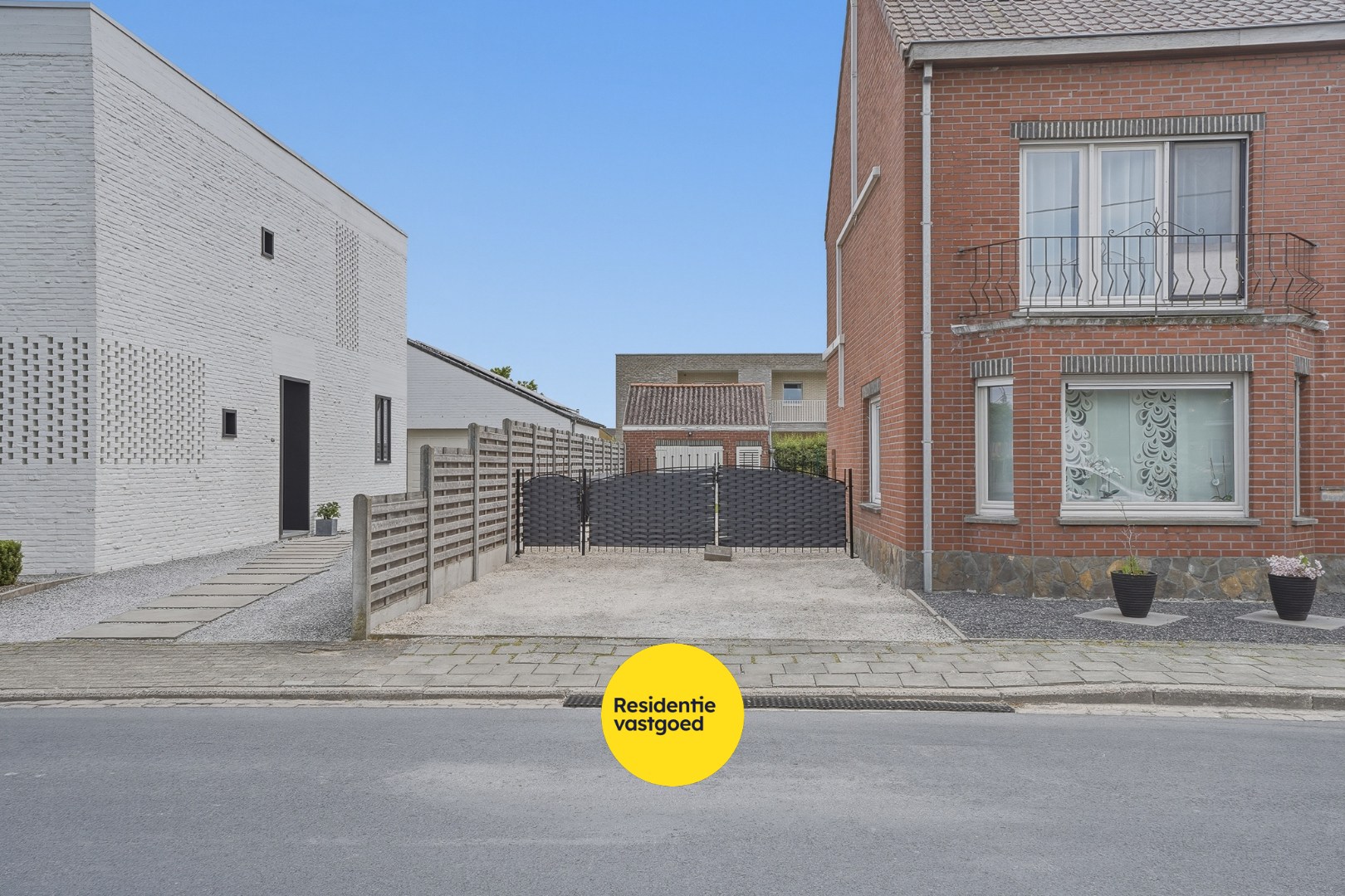 Instapklare halfopen bebouwing met 4 slaapkamers en EPC B te Eernegem 