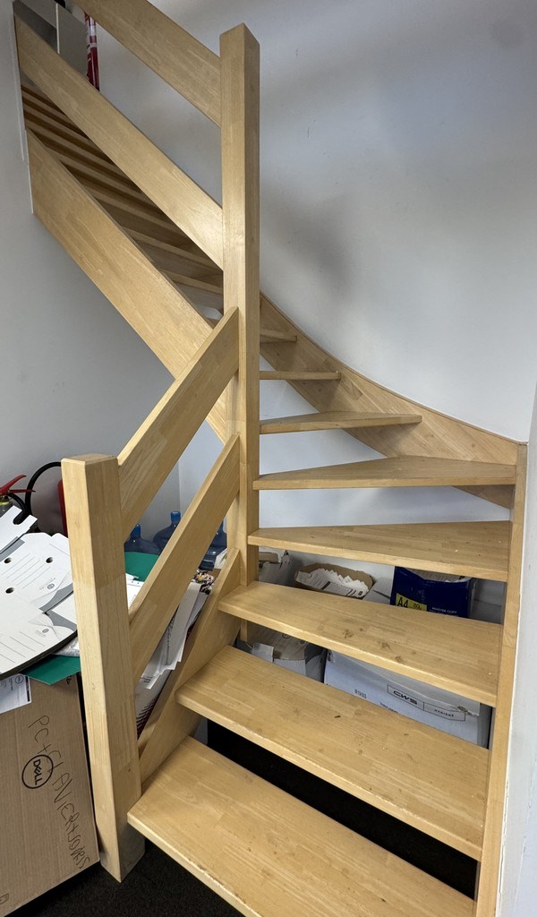 Kantoren te huur op zichtlocatie langs Kortrijksesteenweg in Sint-Martens-Latem