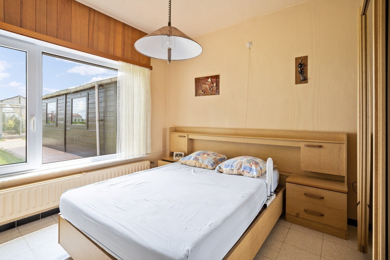 Goed onderhouden gelijkvloerswoning op ruim perceel van 700m² 