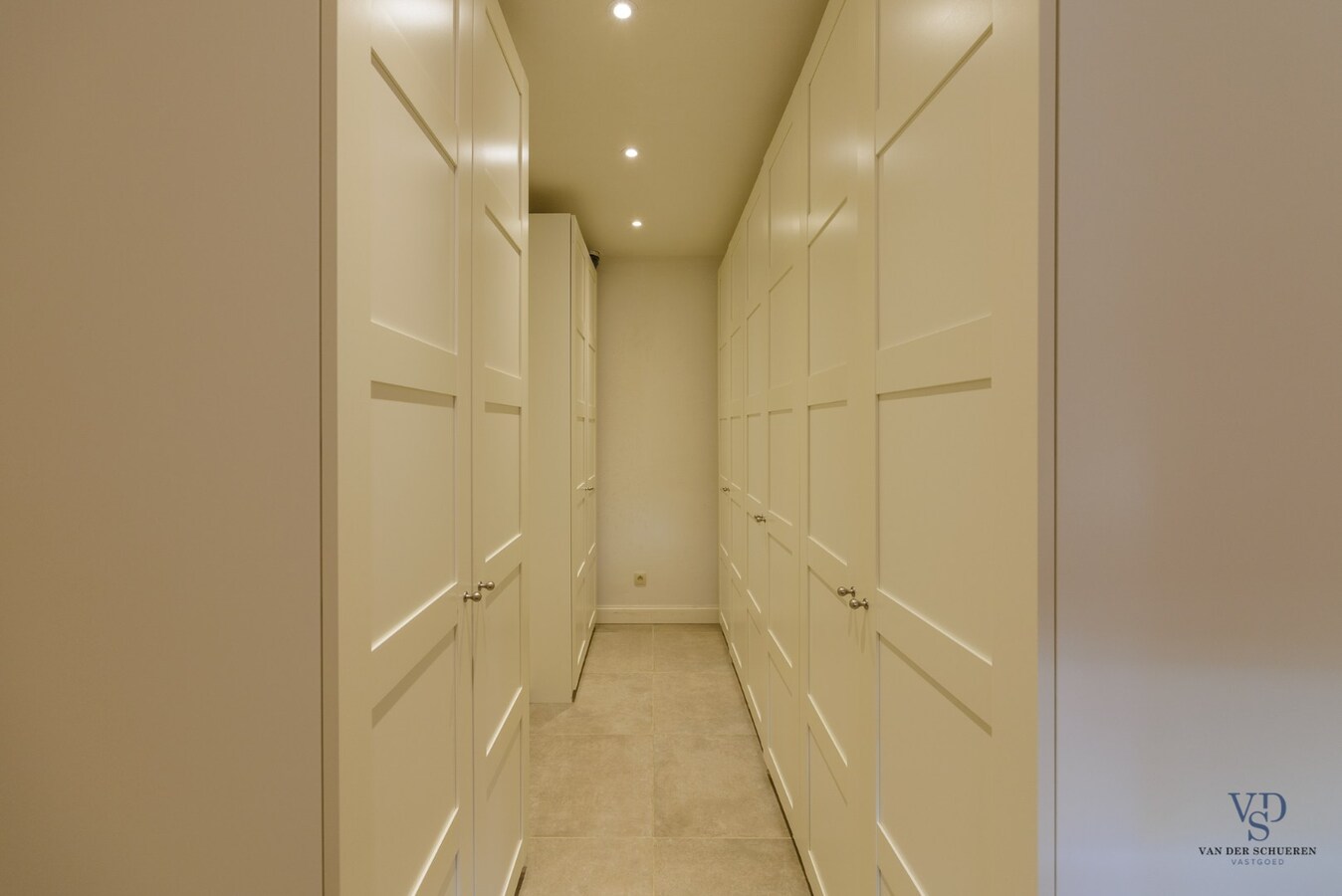 Hedendaagse villa in landelijke stijl 