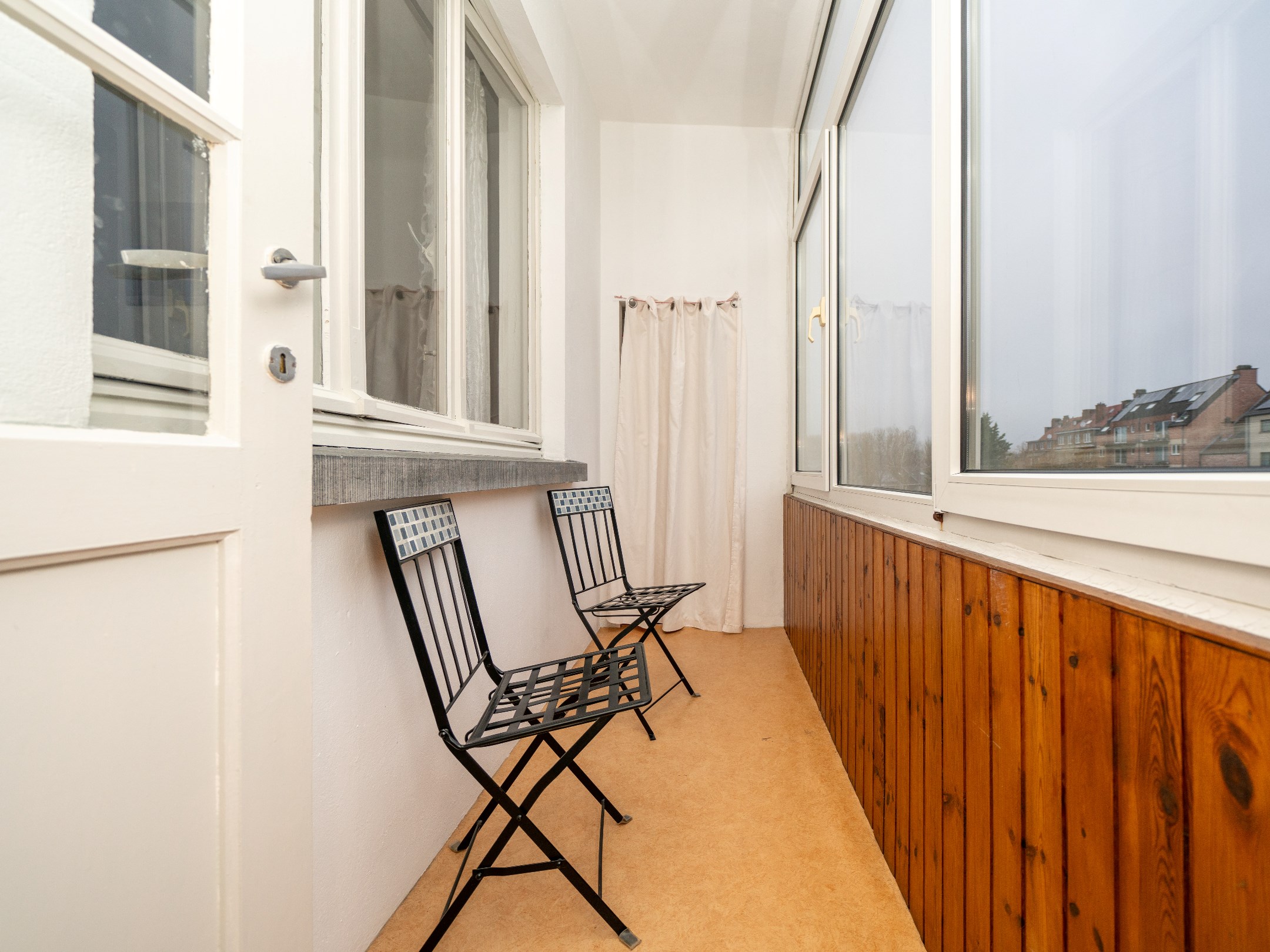 Opbrengstwoning met 3 units op zeer gunstige locatie 