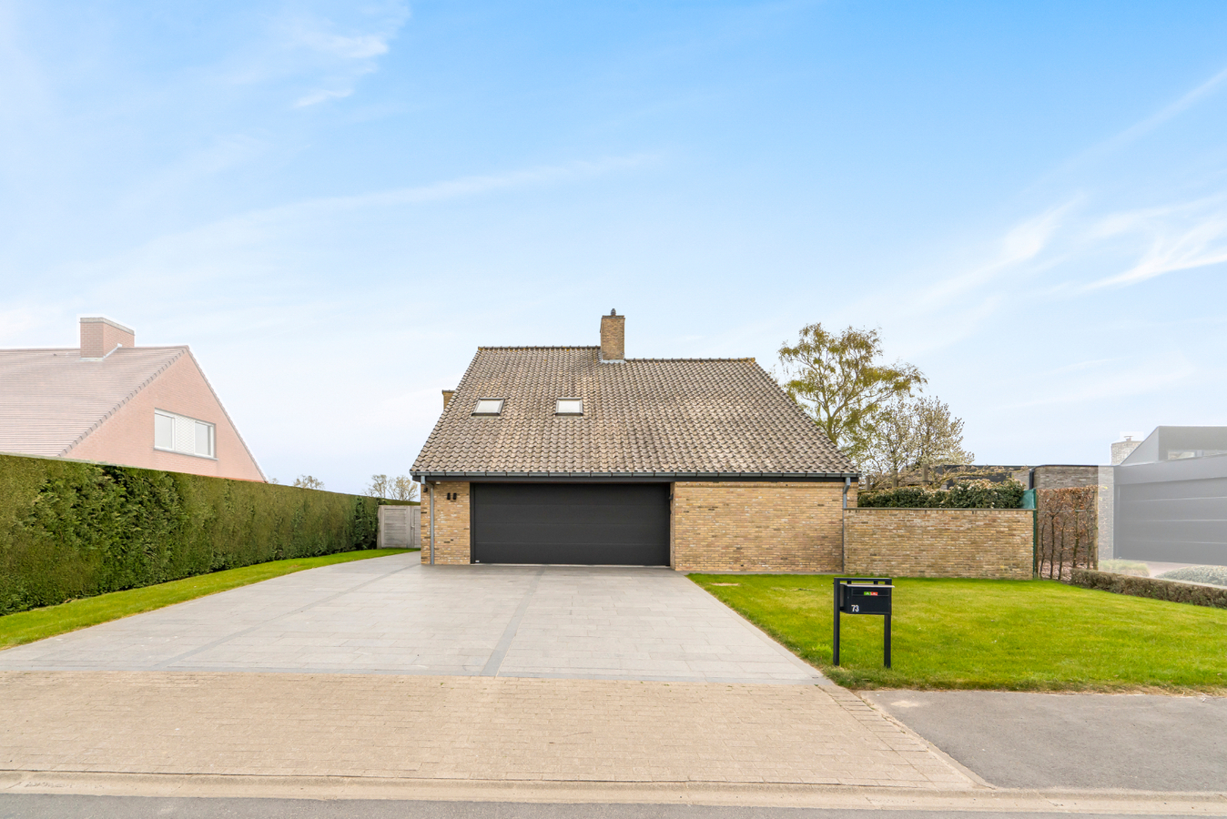 Luxueus afgewerkte villa met 3 slaapkamers én garage te Gits 