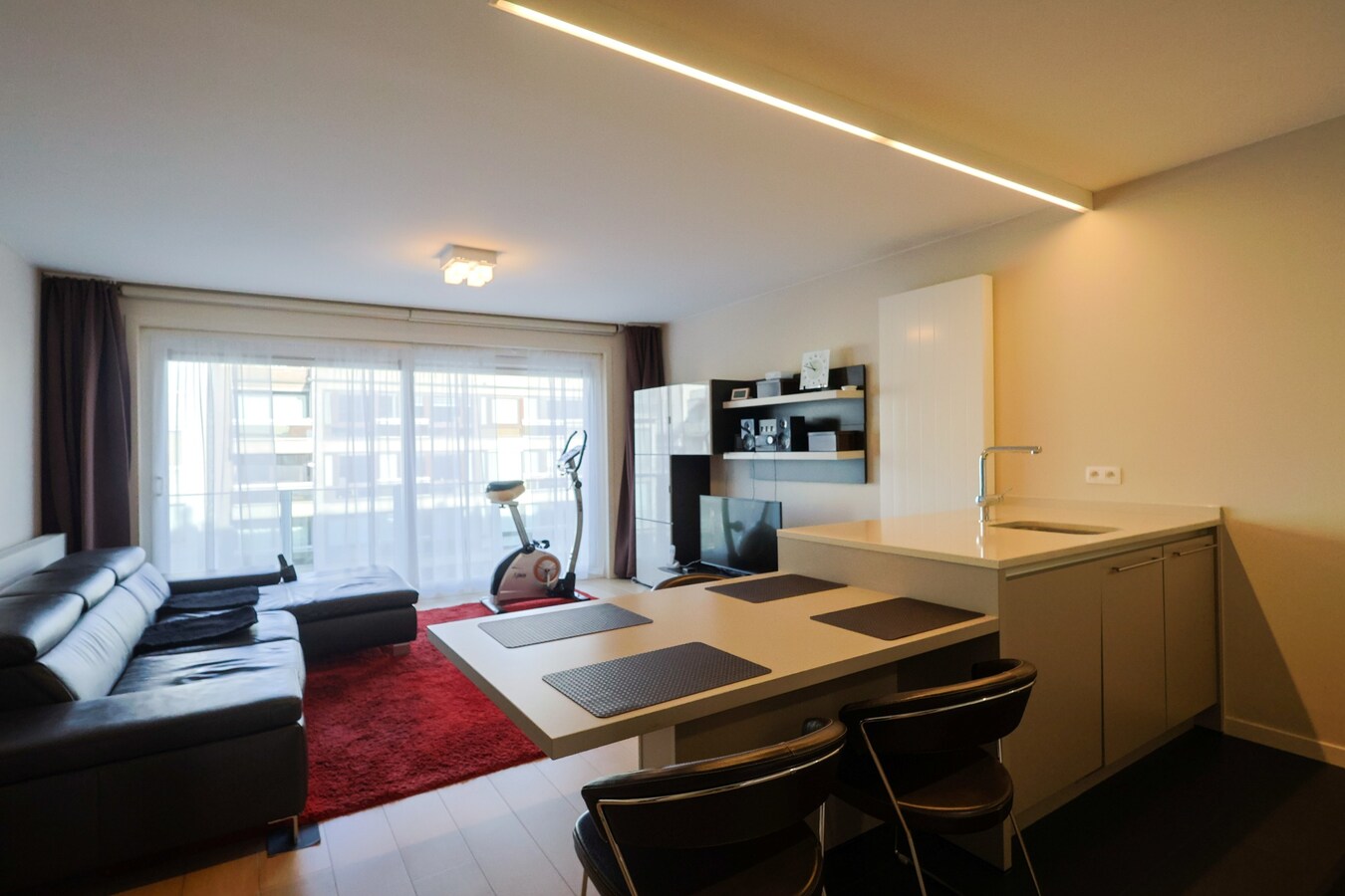 Modern appartement met hedendaagse afwerking nabij het strand Oostduinkerke 