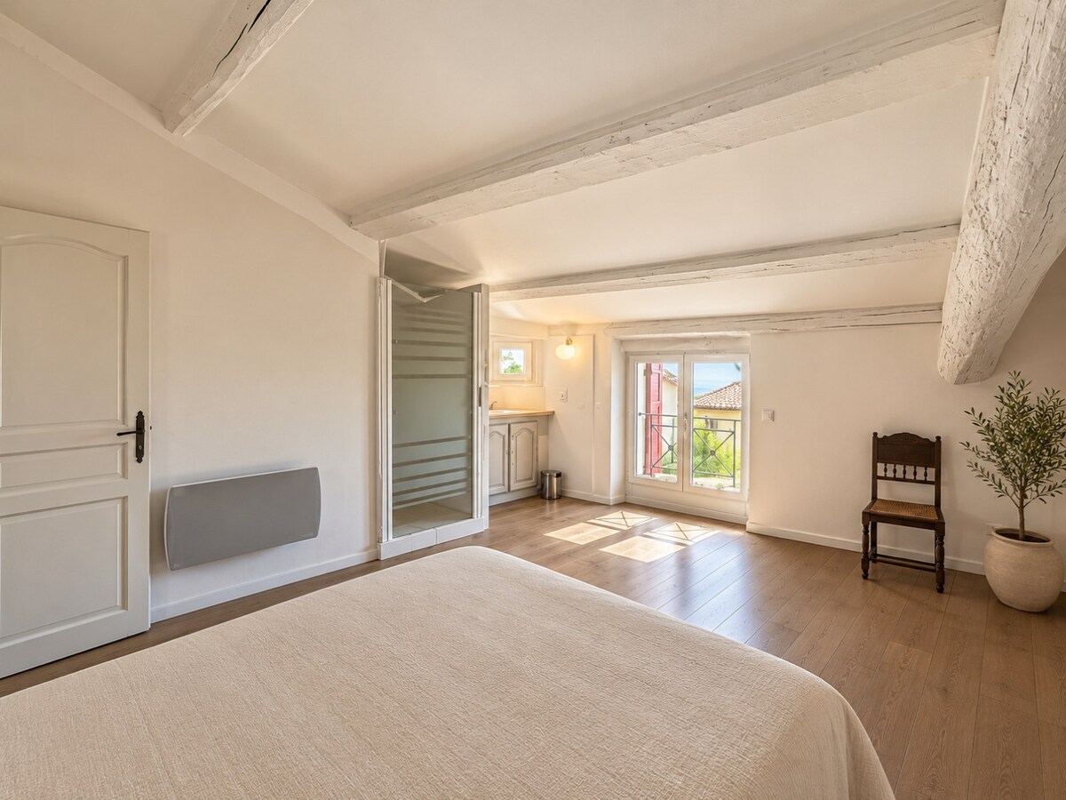 KNUSSE UNIEKE WONING IN HARTJE PROVENCE 