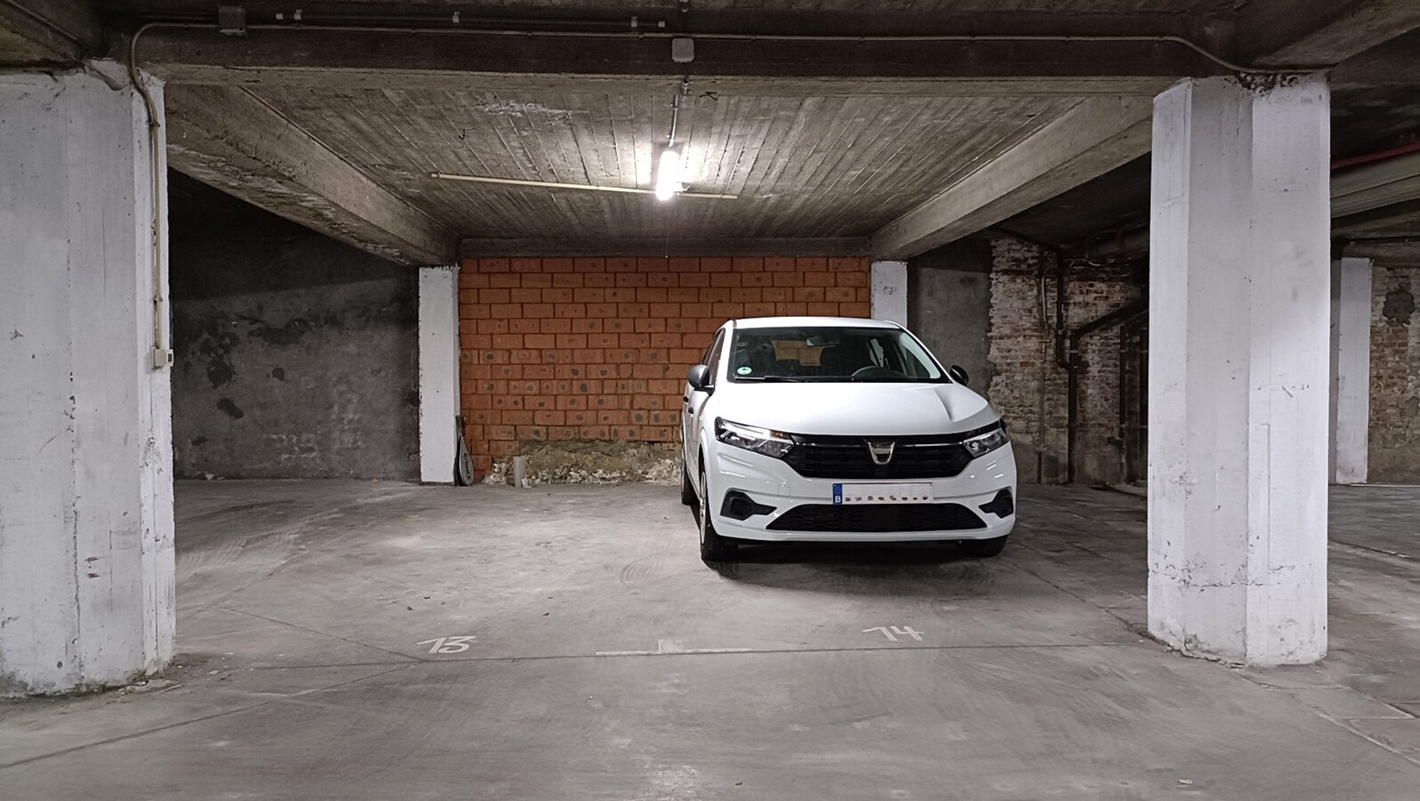 Ruim studio met terras in Elsene 