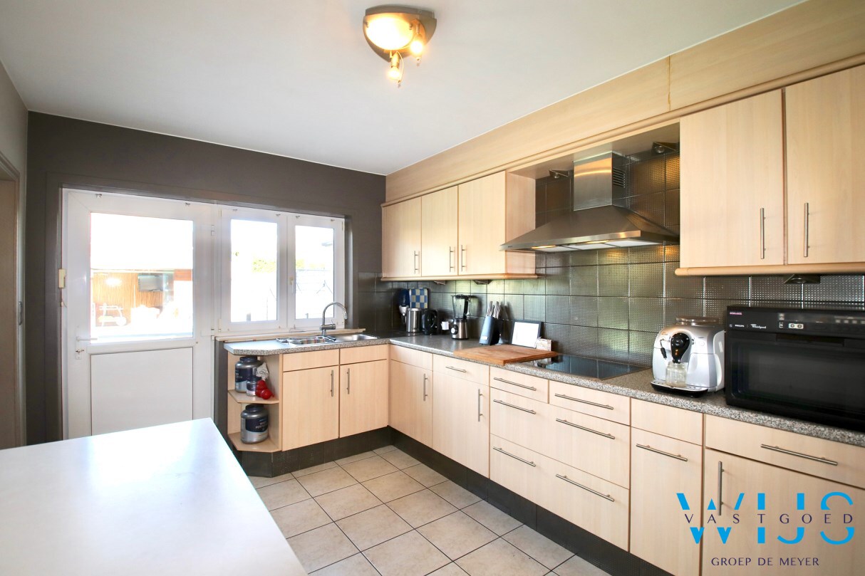 Zwemmen met zicht op de kerktoren van ERTVELDE ! 