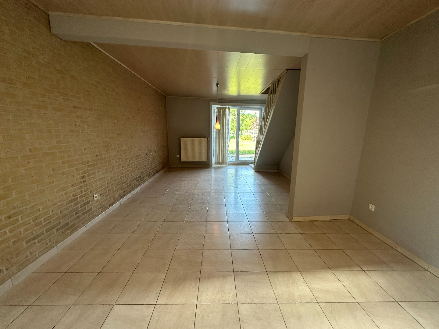 Woning met 3 slpk, terras en tuin, Eernegem 