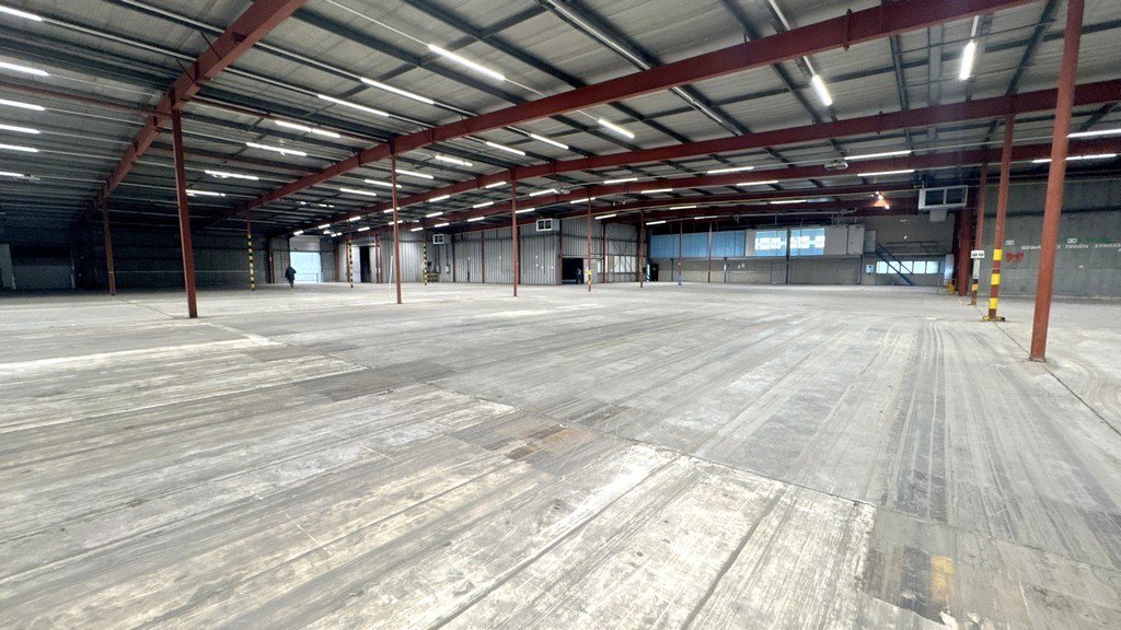 Magazijnen te huur vlakbij E19 in Kontich