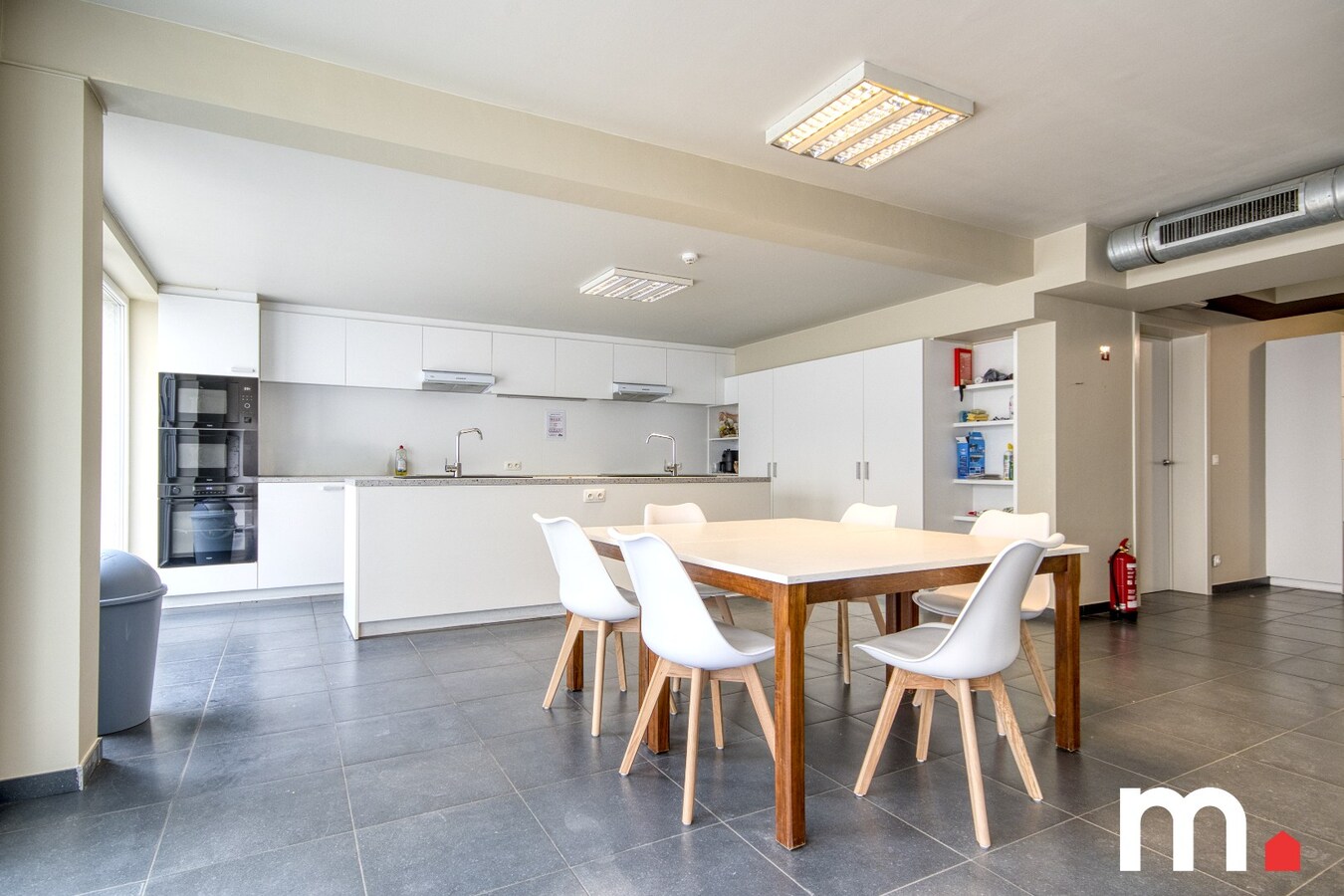 Studentenkamer - Interessante investering op toplocatie in Kortrijk nabij het centrum! 