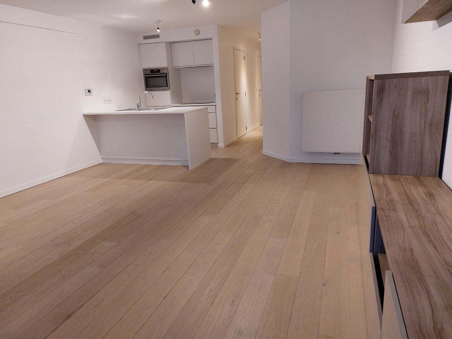 PRACHTIG RECENT APP. GELEGEN JOZEF II STRAAT - TOPLIGGING! 