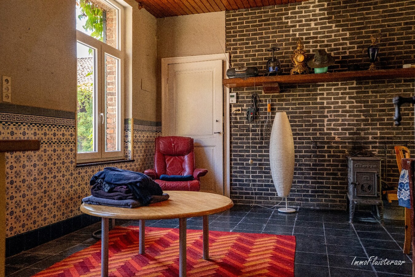 Unieke vierkantshoeve op een landelijke locatie op ca. 3 ha te Herne. 