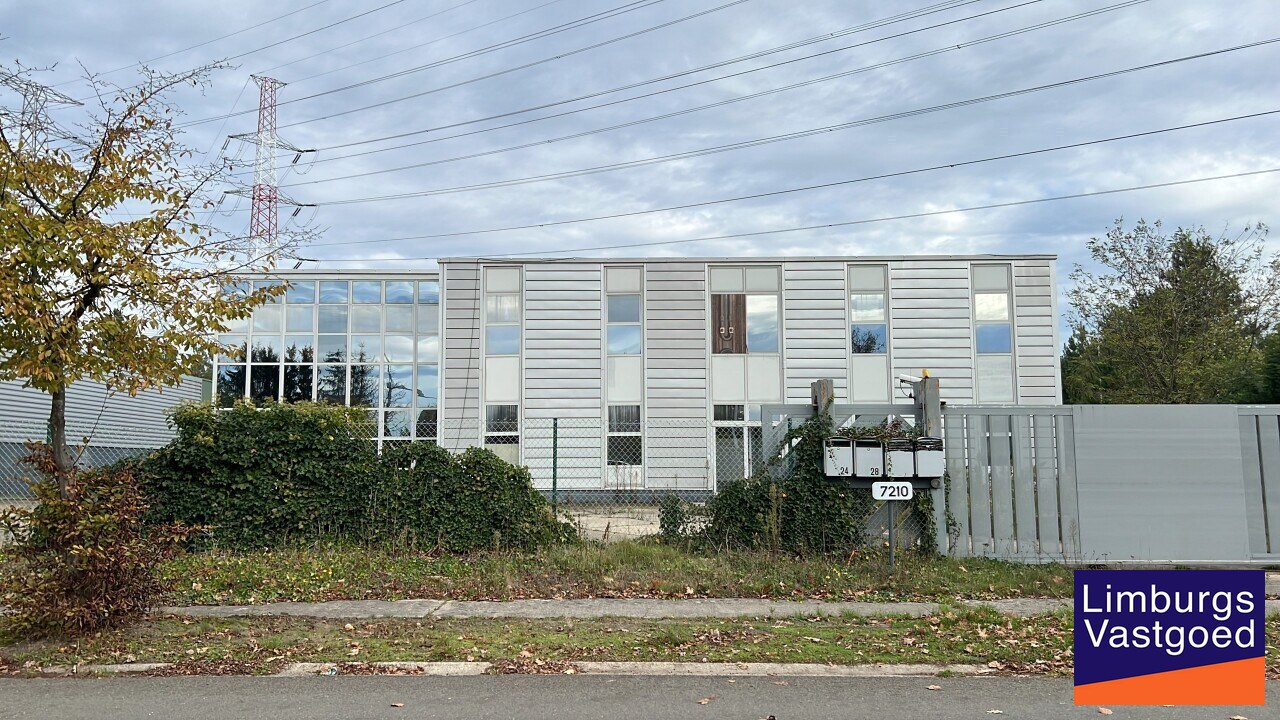 Gerenoveerde bedrijfsunit, 8.000m², op een KMO-locatie te Zutendaal 