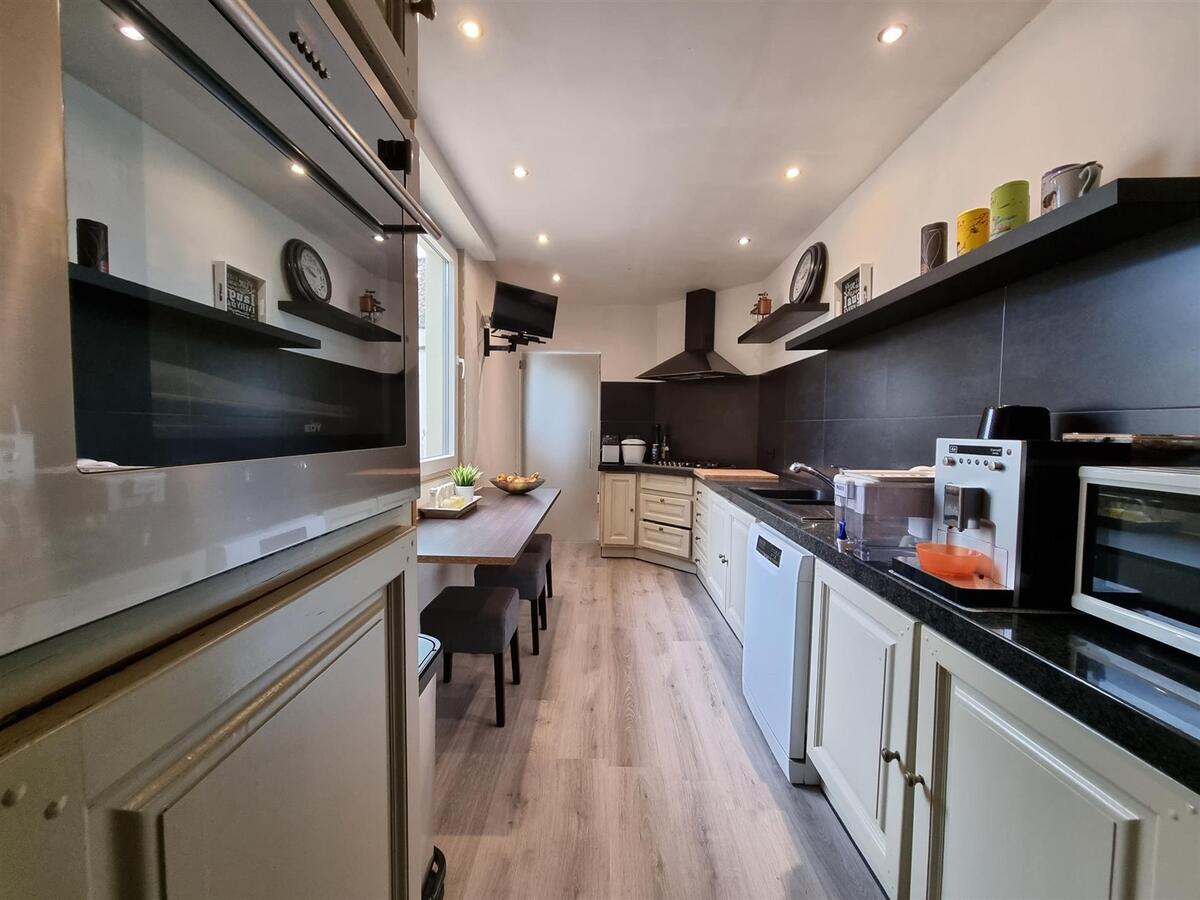 Instapklare gezinswoning vlakbij het strand - Heist 