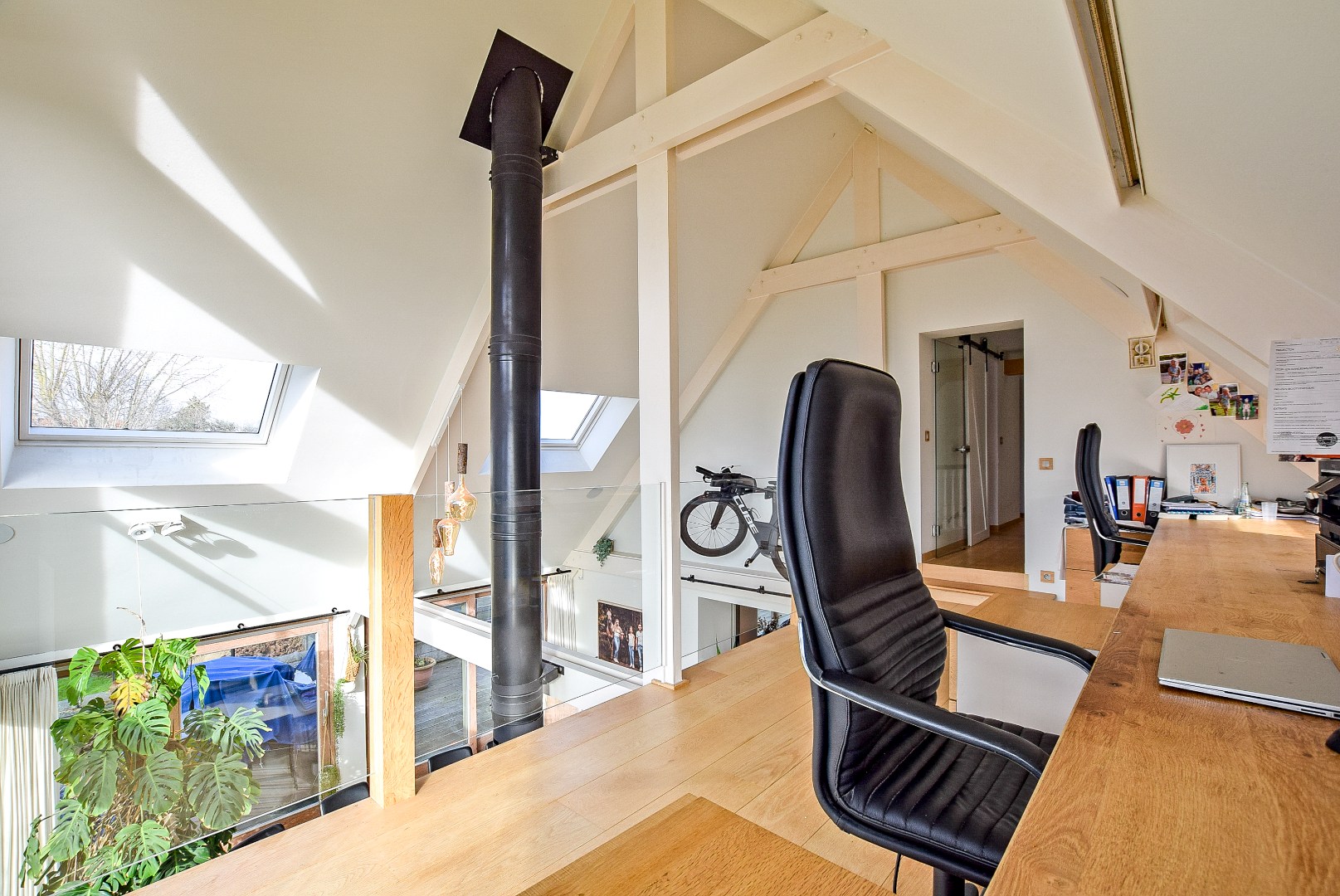 Restaurant met privéwoning en 2 B&amp;B-kamers op 4.370 m² 