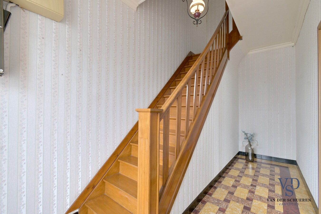 Charmante woning te Landskouter. 