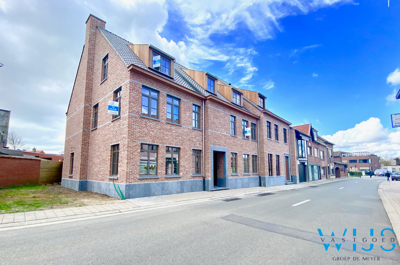 Instapklaar appartement met 2 slaapkamers &amp; terras te ASSENEDE ! 