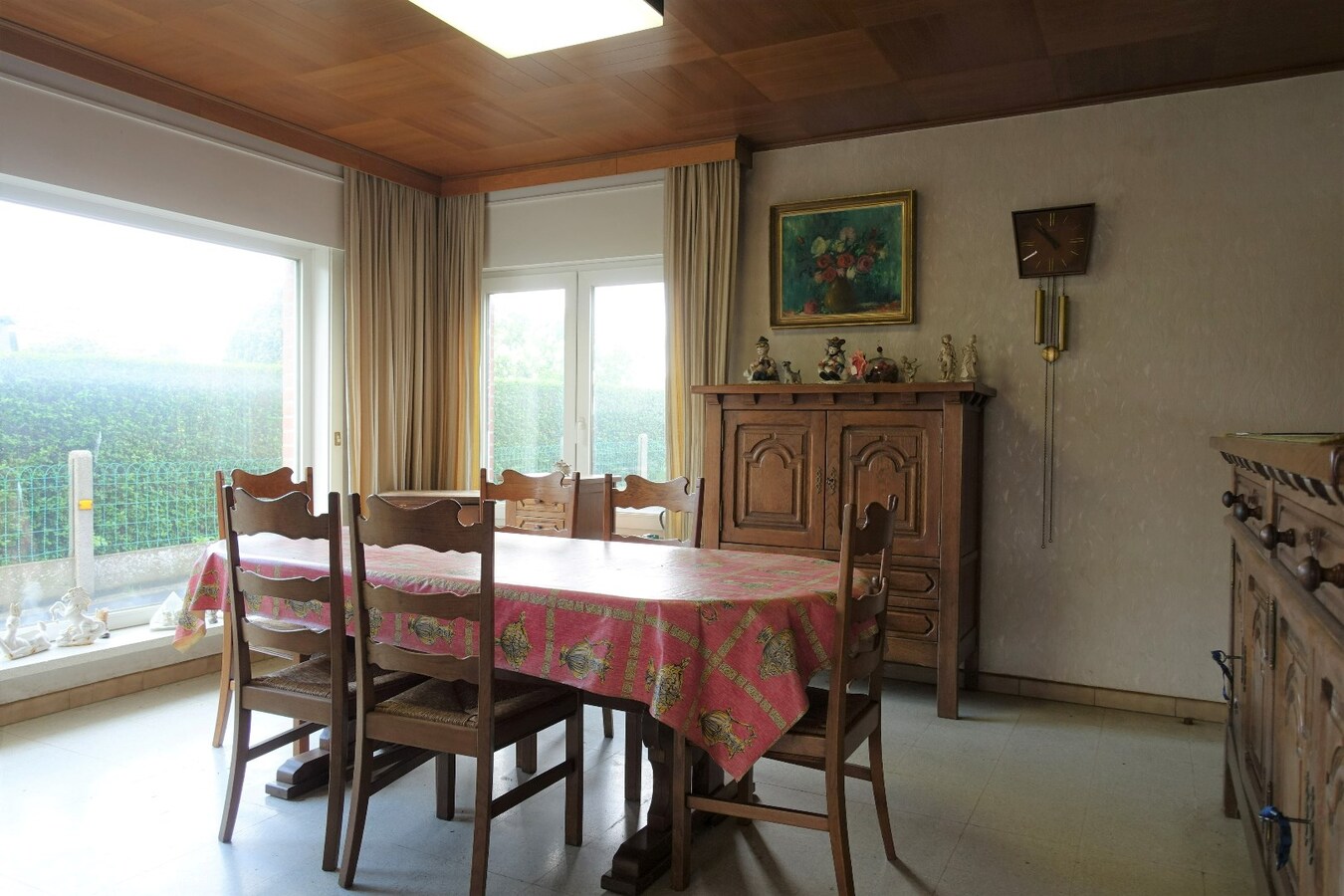 Karaktervolle woning met dubbele garage op 1.408m² 