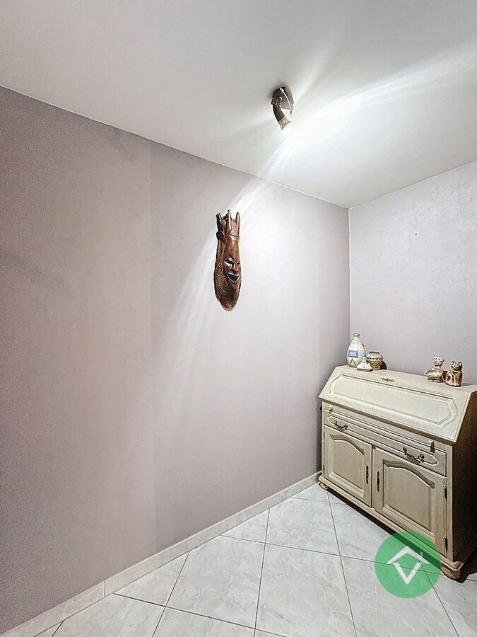 Appartement met 2 slaapkamers en garage te Torhout 