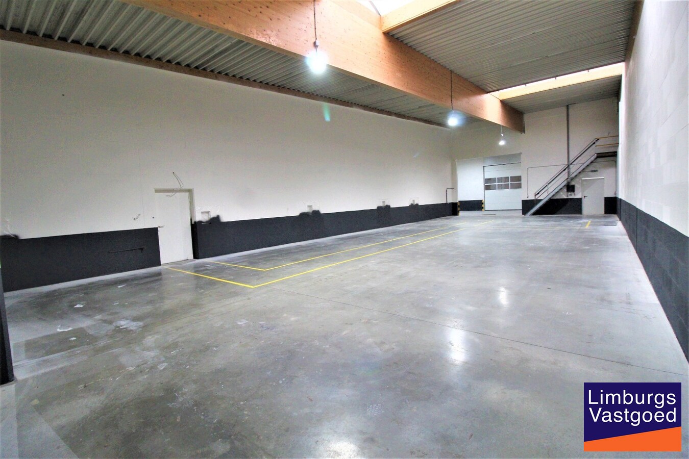 METIO - KMO UNIT 108 - 59,41 m² - sectionaal poort - nabij E-313 
