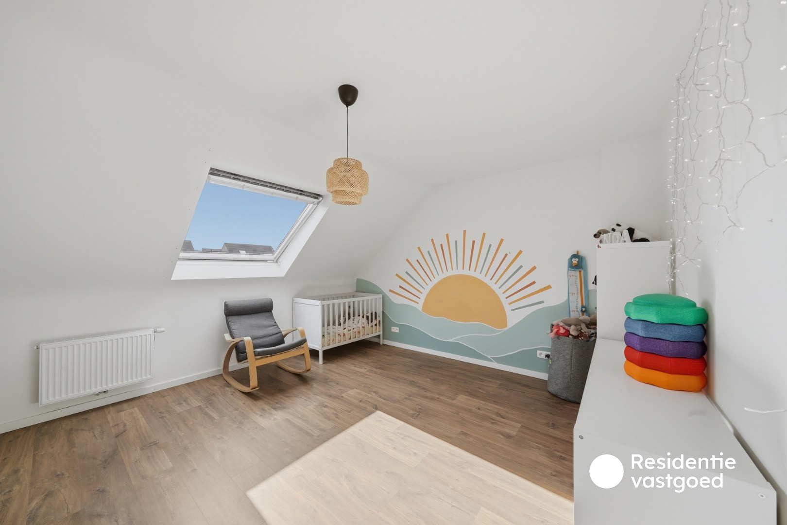 Instapklare woning te koop met garage en tuin! 