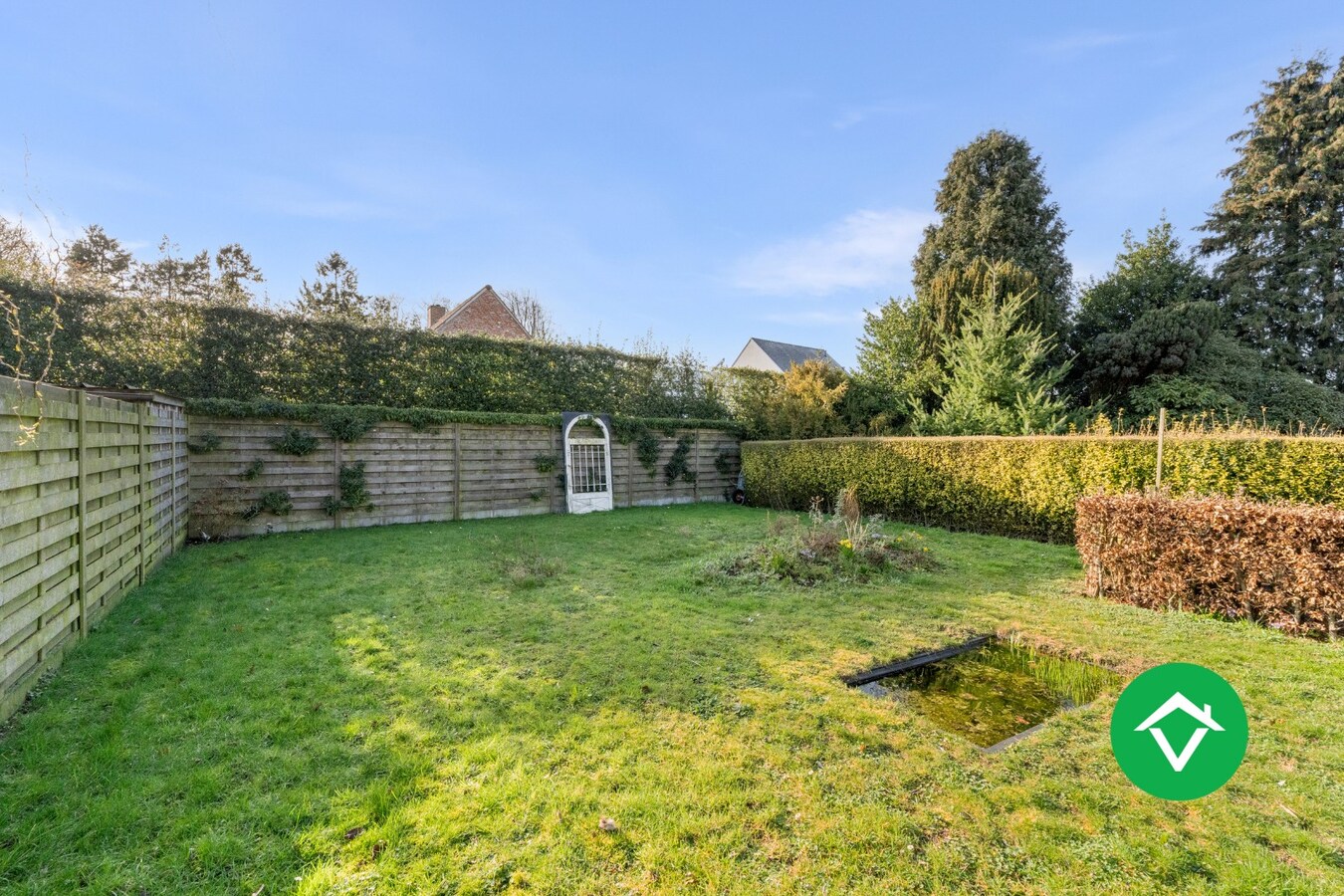 Instapklare woning met 4 slaapkamers en garage te Koekelare 