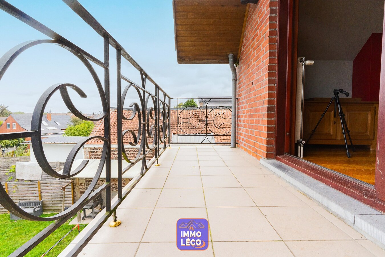 Maison de commerce avec appartement DUPLEX et jardin, idéal invest ! 