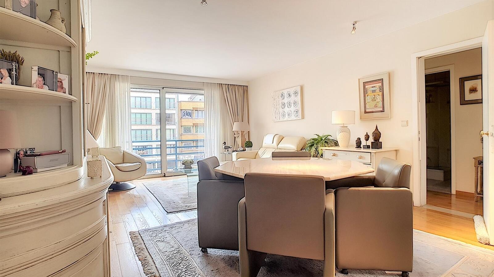 Appartement met open zicht over het vernieuwde Burg. Frans Desmidtplein - Knokke 