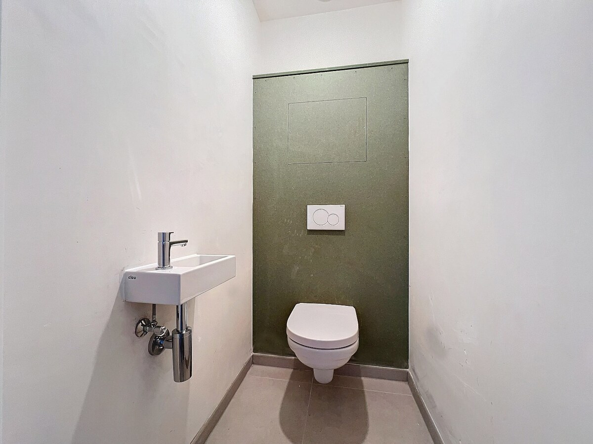 Tiptop afgewerkte nieuwbouw BEN-woning te Grotenberge, 6% BTW mogelijk 