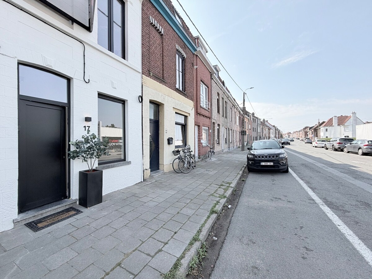 TOPPER : Trendy woning met EPC B nabij Doorniksewijk te  Kortrijk ! *** NONO INSPIRED *** 