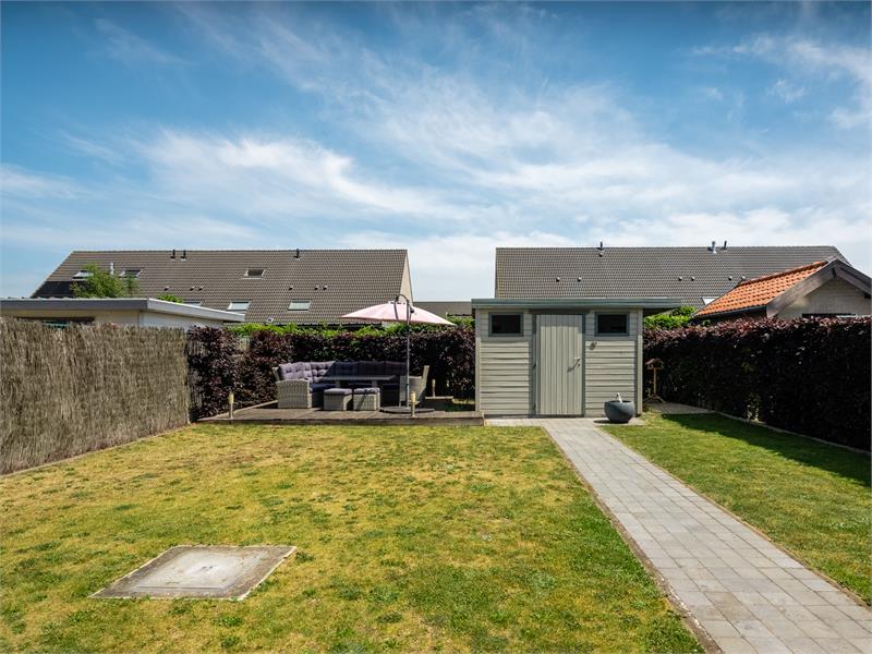 Instapklare woning in rustige wijk te Eeklo. 