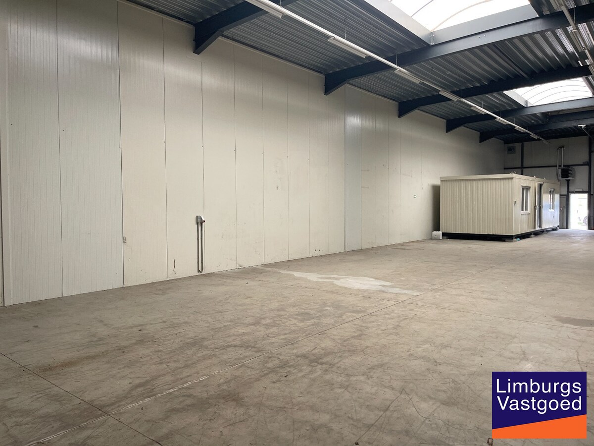 KMO-unit, 335 m², industriezone Genk-Zuid 