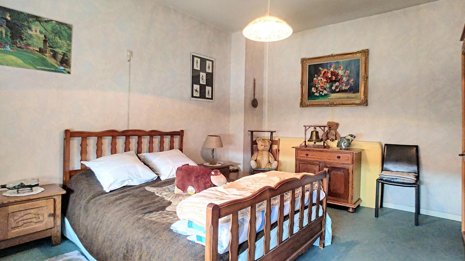 Ruime gezinswoning met tuin - Heist 