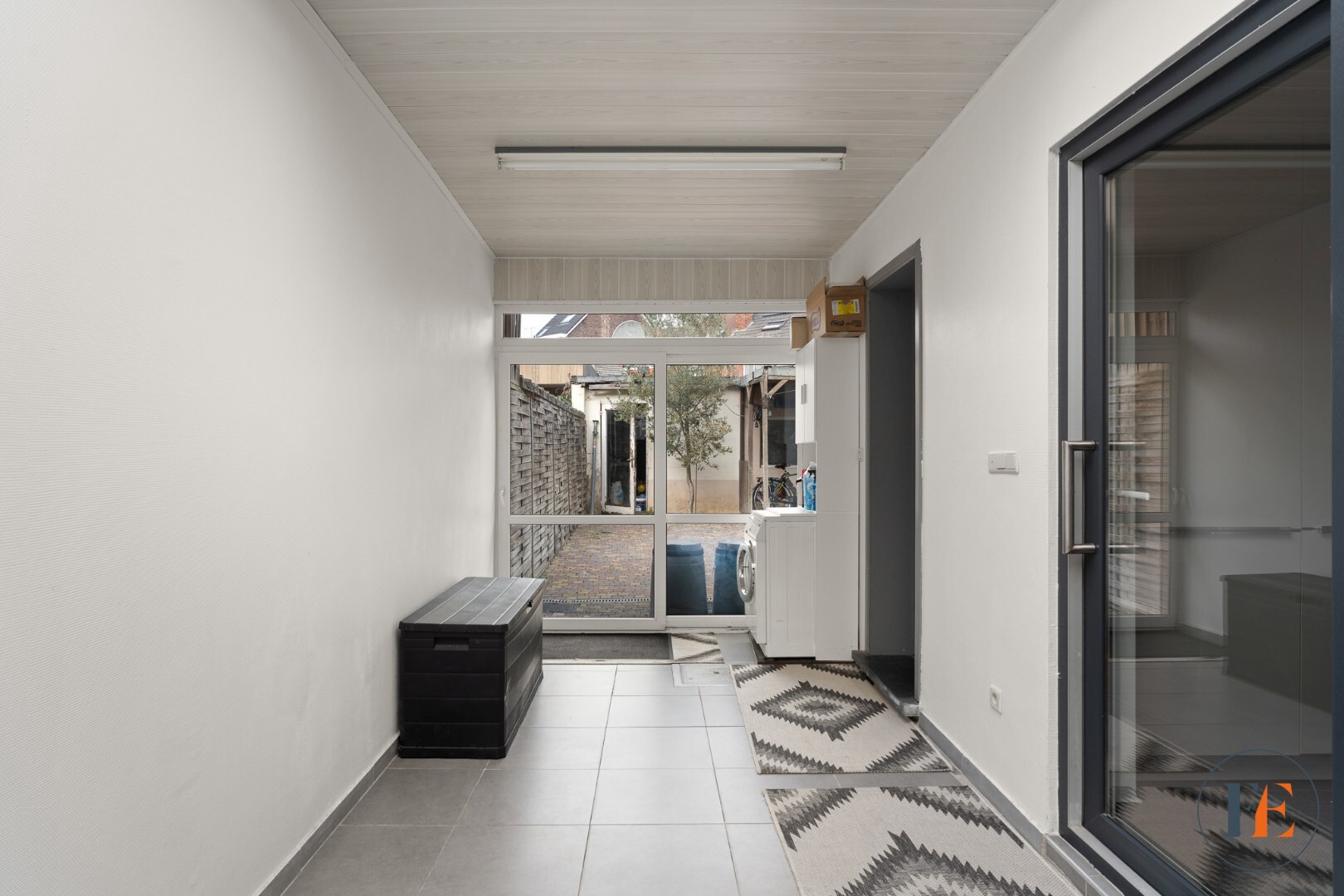 Instapklare eengezinswoning  in de Bloemekenswijk met BEZOEKMOMENT op 17/1 