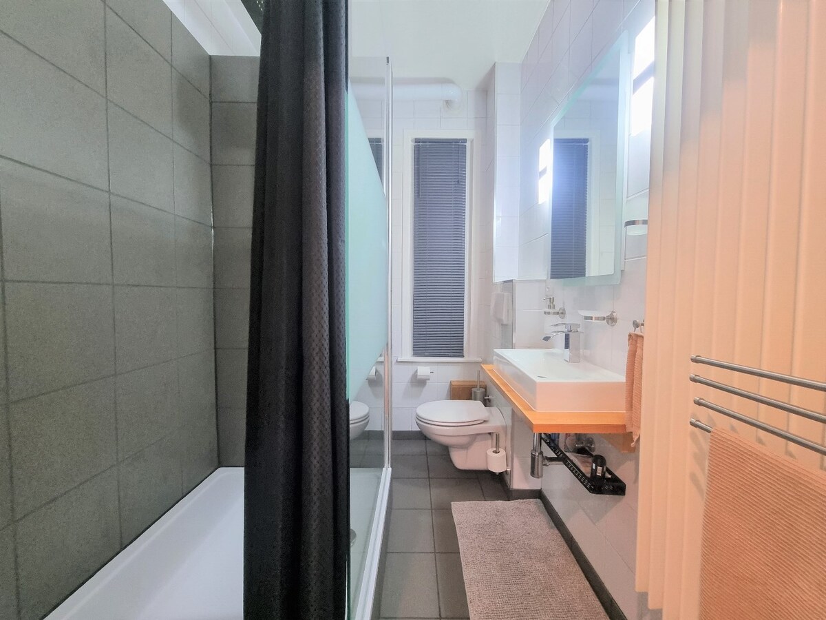 Zeer aangenaam, lichtrijk &amp; gezellig appartement te Blankenberge 