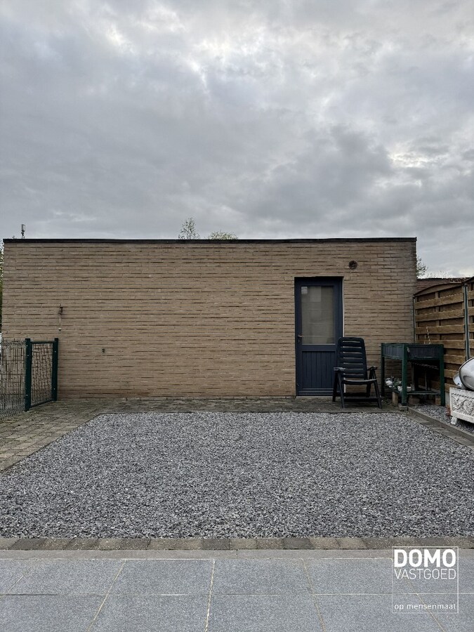 Ruim gemeubeld 2-slaapkamer appartement met terras op benedenverdieping in Halen 