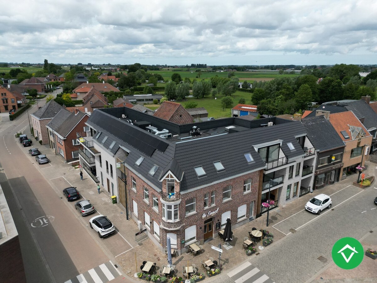 Nieuwbouwappartement met 3 slaapkamers, terras en autostaanplaats in hartje Gits 