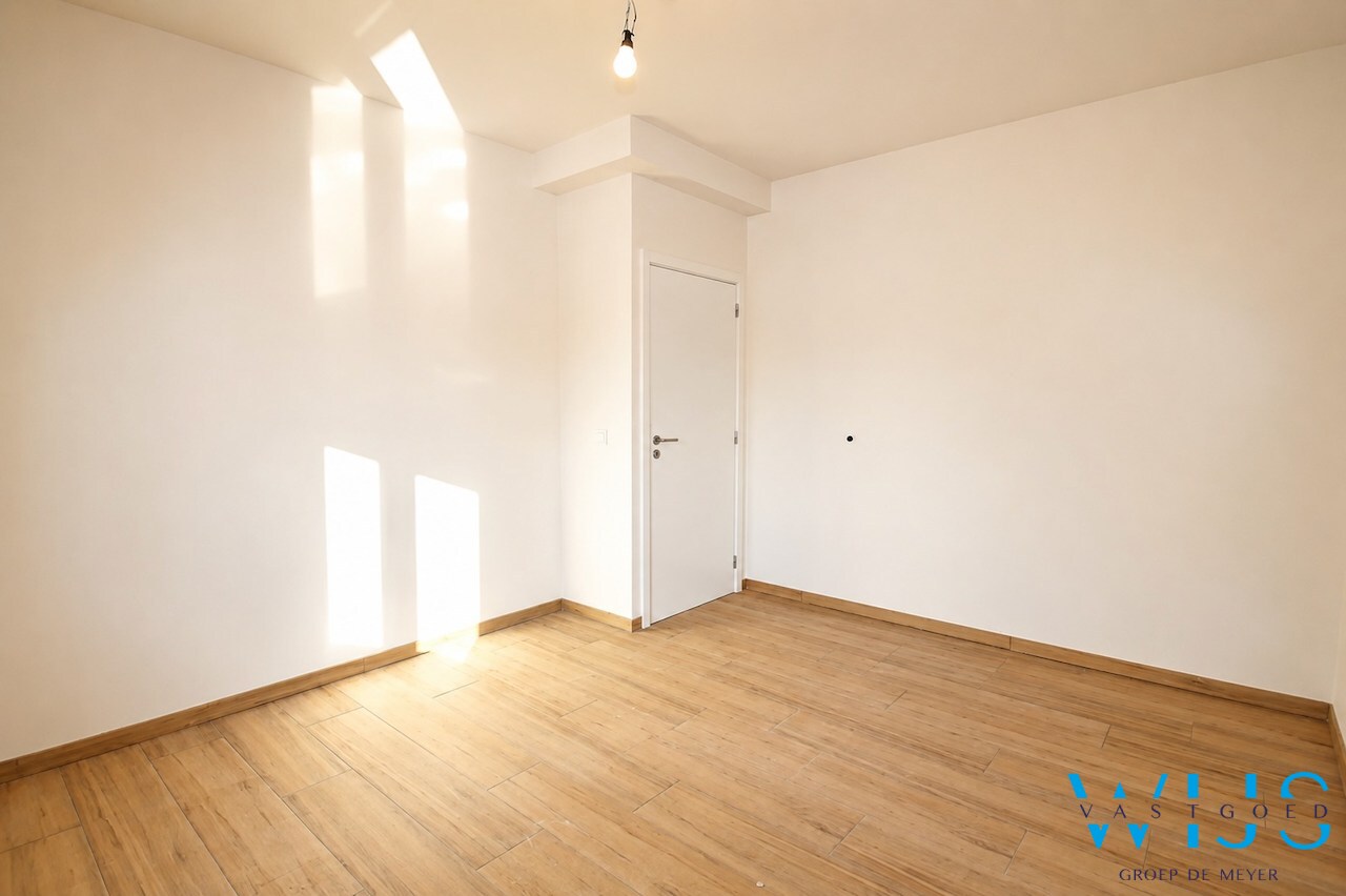 Instapklaar appartement met parkeerplaats te ERTVELDE ! 