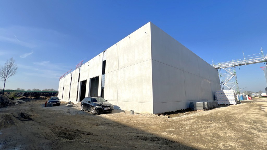 Nieuwbouw opslagruimte te huur in Deinze